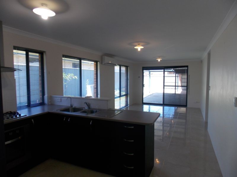 7 Maldon Link, Wellard WA 6170