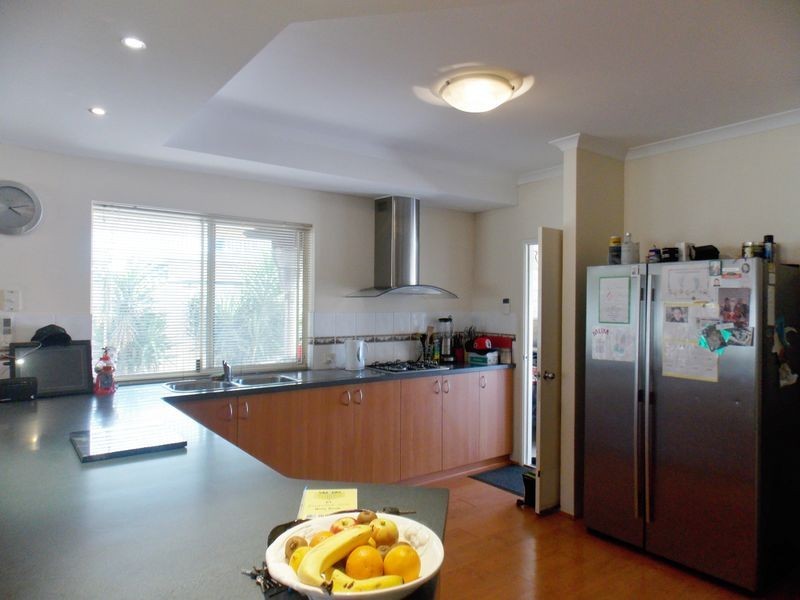 5 Dundas Court, Bertram WA 6167
