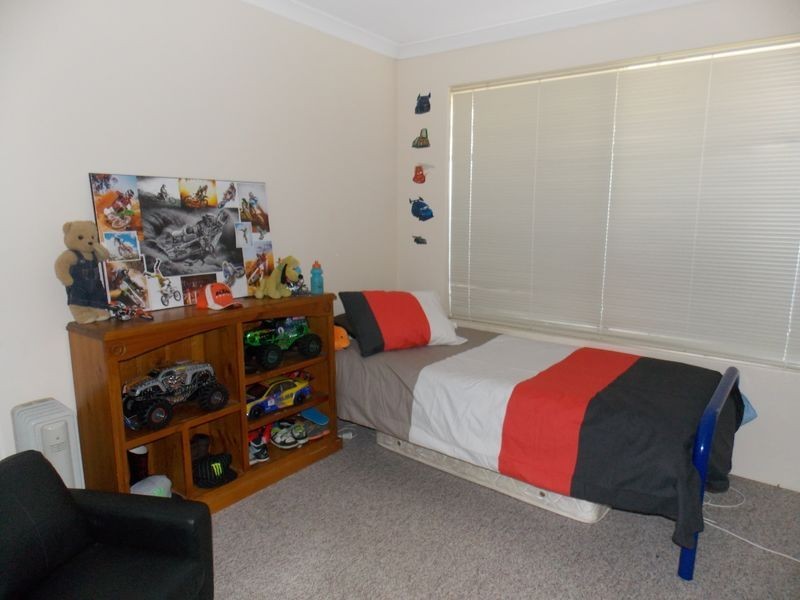 5 Dundas Court, Bertram WA 6167