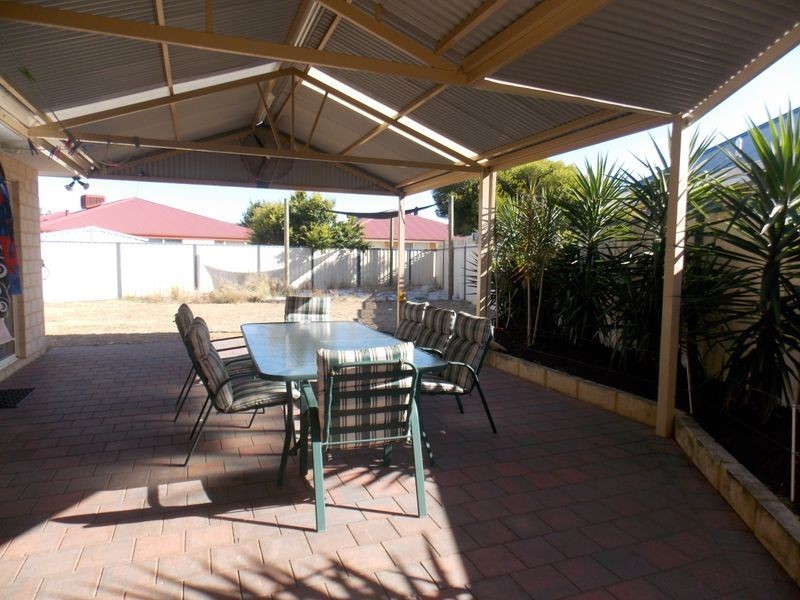 5 Dundas Court, Bertram WA 6167