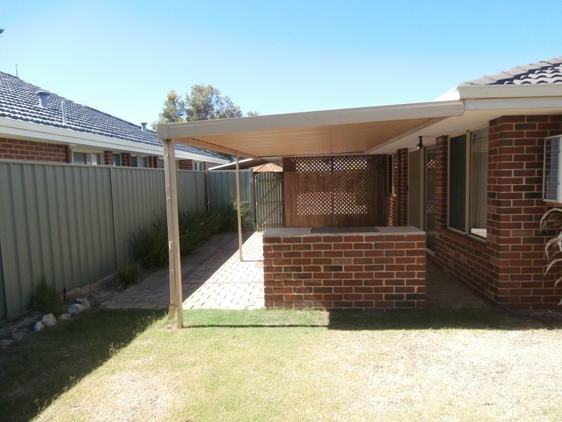 16 Dunnage Court, Atwell WA 6164