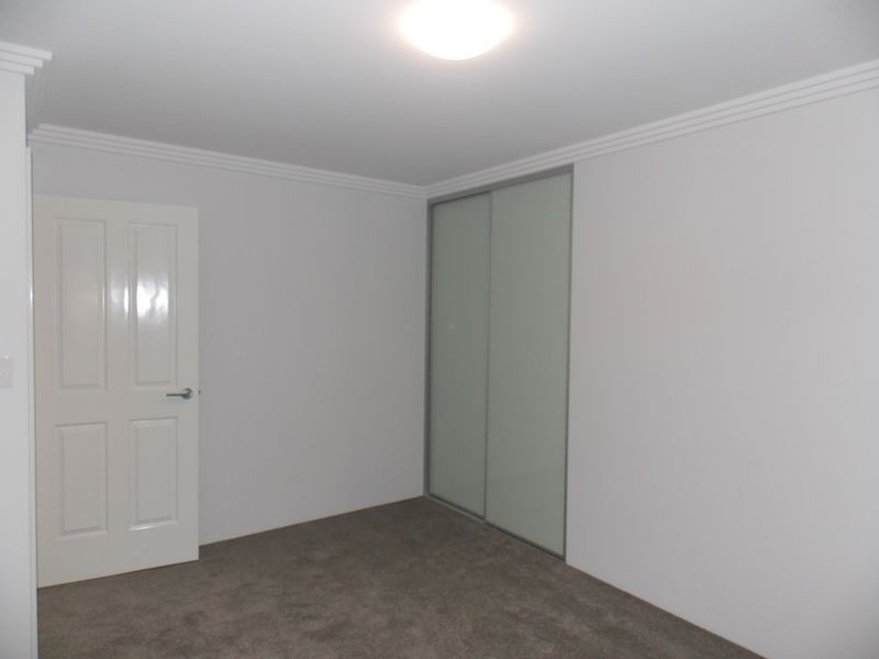 9 Packer Rise, Hammond Park WA 6164