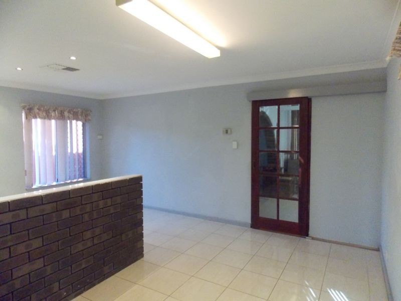 5 Dawson Way, Parmelia WA 6167