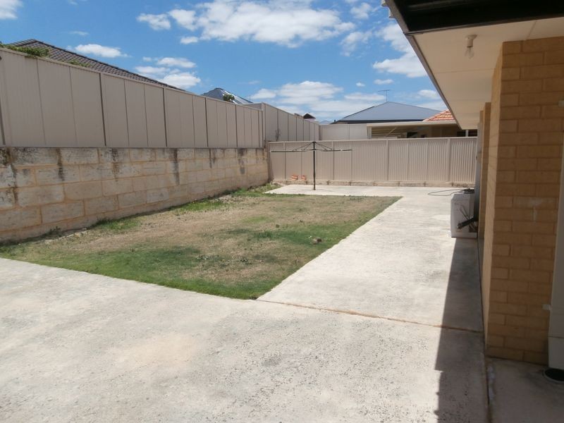 11 Heathcote Way, Bertram WA 6167