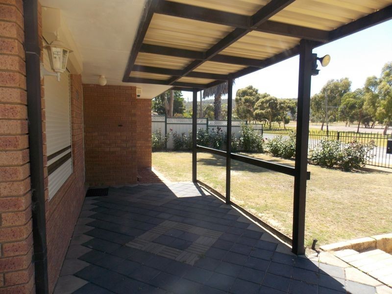 13 Harber Drive, Armadale WA 6112