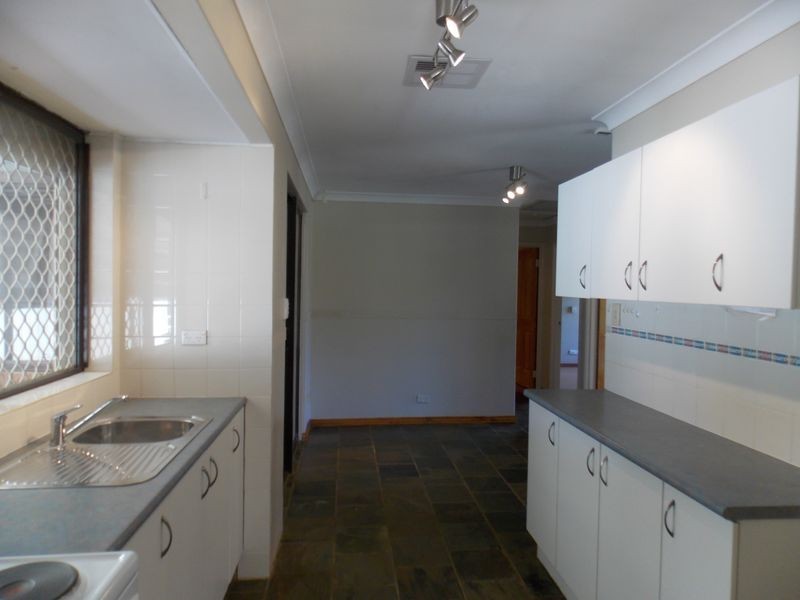 13 Harber Drive, Armadale WA 6112