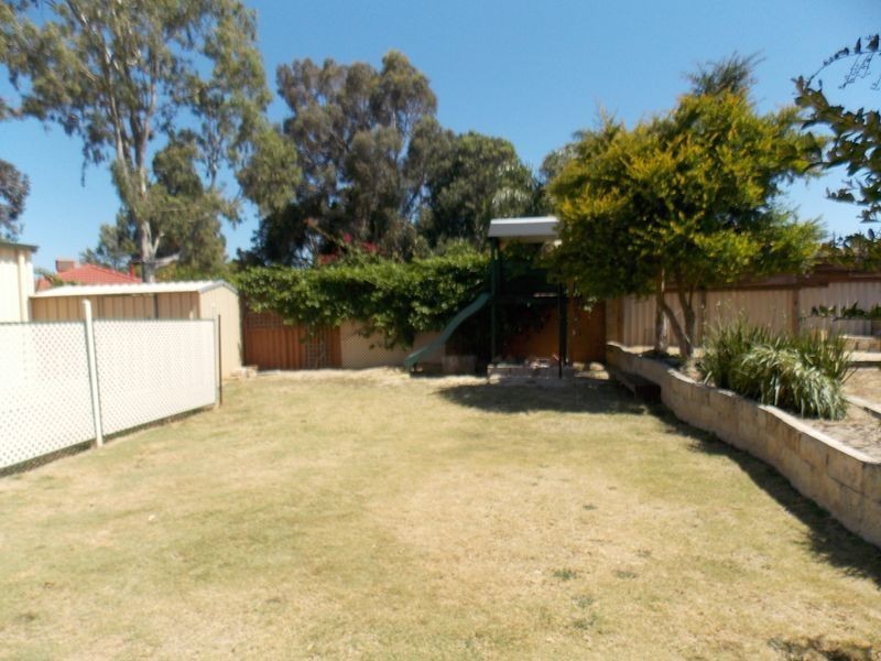 13 Harber Drive, Armadale WA 6112