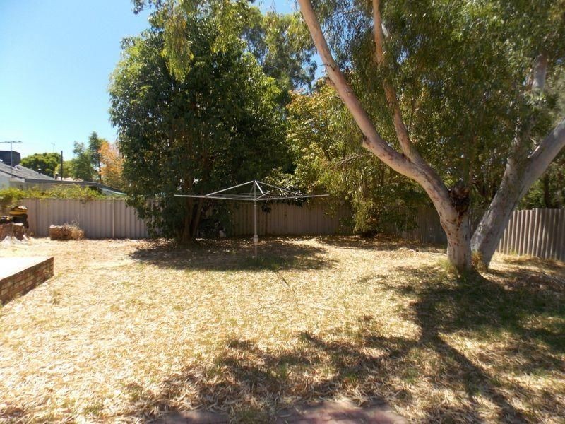 51 Doorigo Road, Armadale WA 6112