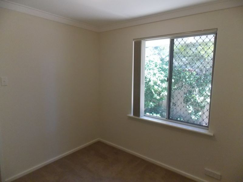 25 Walcha Way, Armadale WA 6112