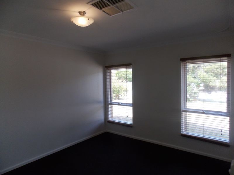 5 Werndley Street, Armadale WA 6112
