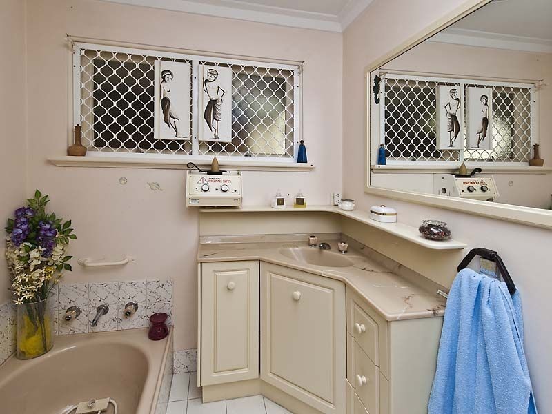 15 Tuck Street, Armadale WA 6112