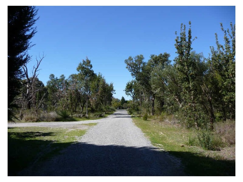 93 Tuart Road, Oakford WA 6121