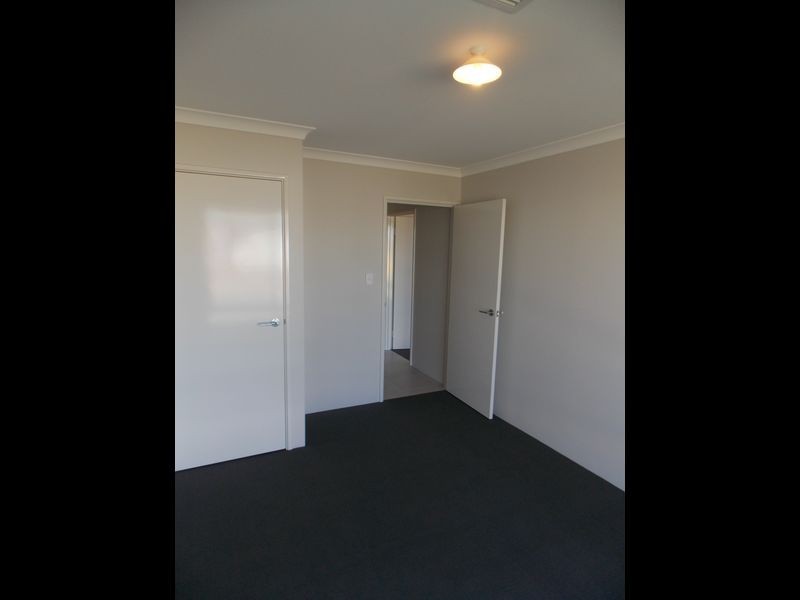 7 Appleton Road, Piara Waters WA 6112