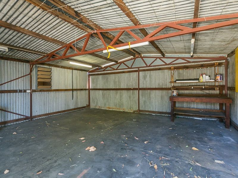 18 Hickson Avenue, Armadale WA 6112