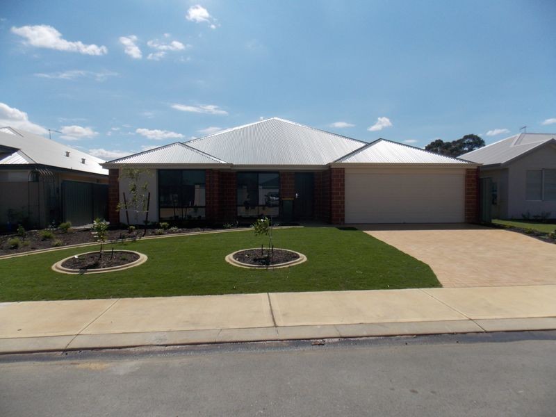 13 Banker Street, Byford WA 6122