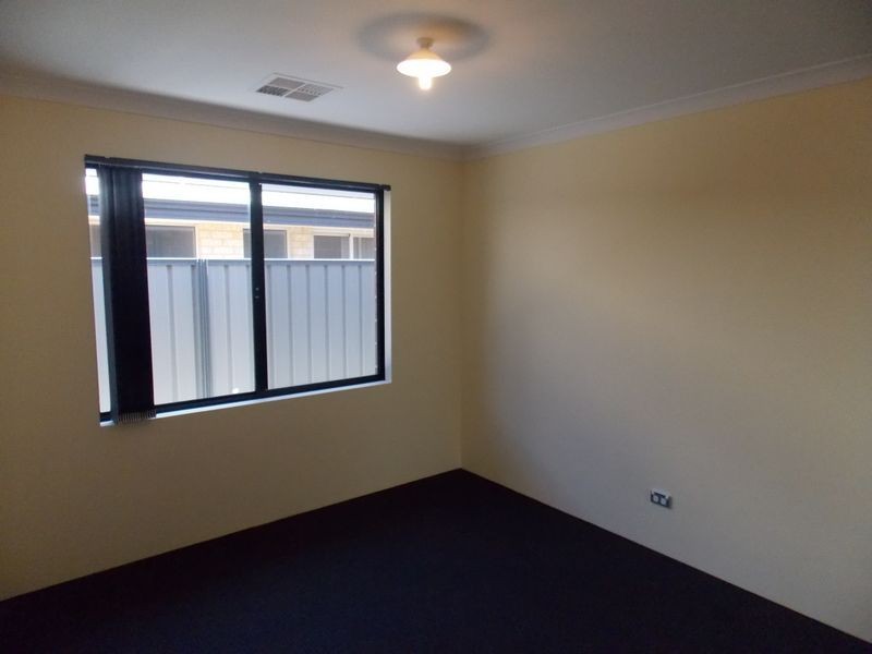 13 Banker Street, Byford WA 6122