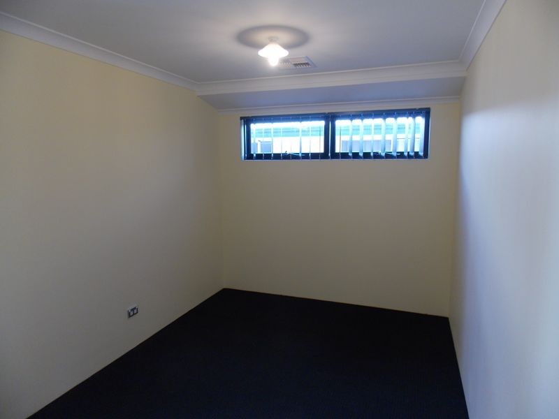 13 Banker Street, Byford WA 6122