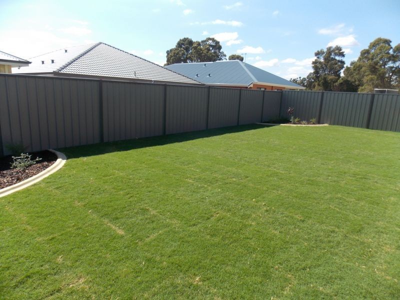 13 Banker Street, Byford WA 6122