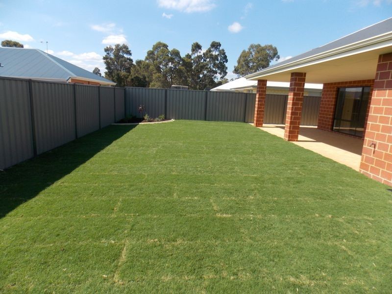 13 Banker Street, Byford WA 6122