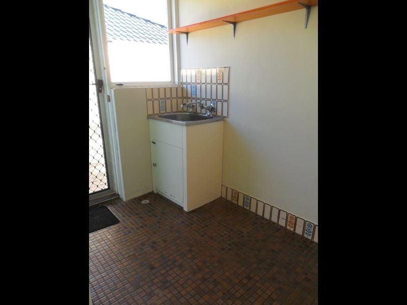 43 Delamere Way, Camillo WA 6111