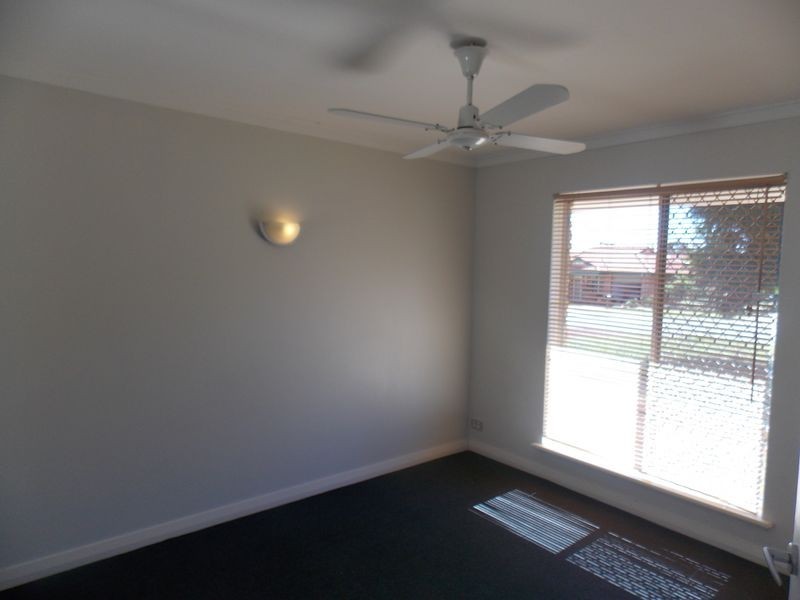 9 Deerness Way, Armadale WA 6112