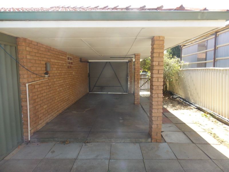 9 Deerness Way, Armadale WA 6112