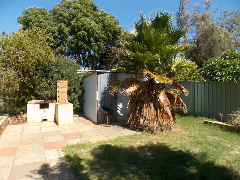 9 Deerness Way, Armadale WA 6112