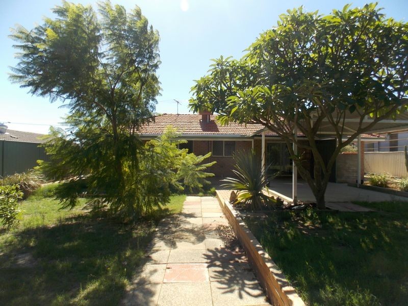 9 Deerness Way, Armadale WA 6112