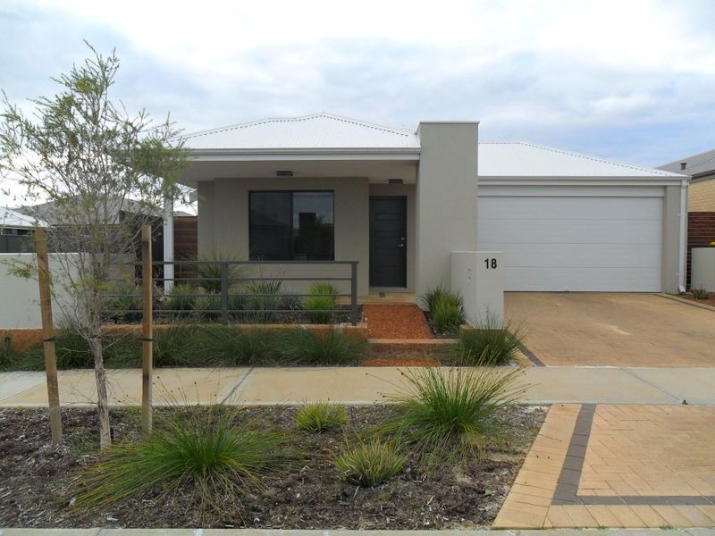 18 Casitas Street, Champion Lakes WA 6111