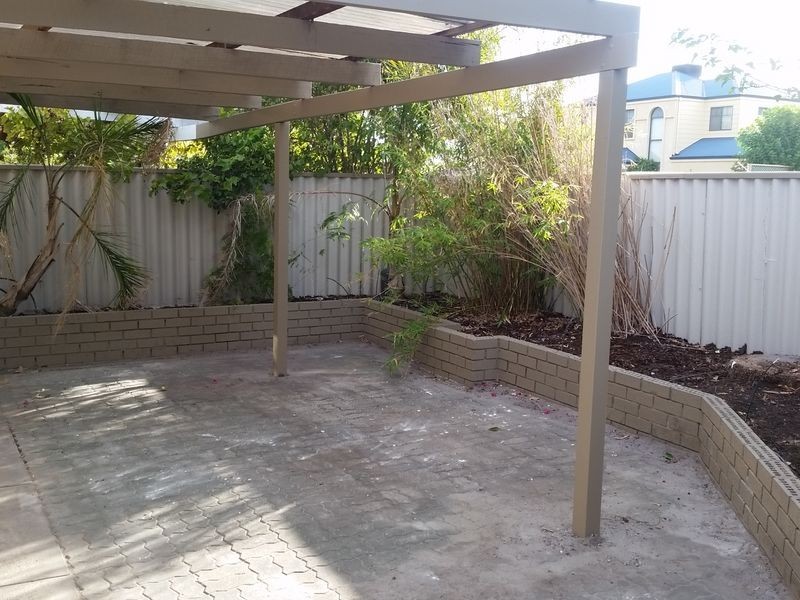 3 Chamberlain Road, Rivervale WA 6103