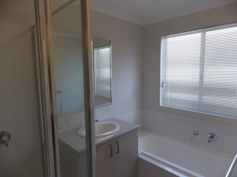 10 Plumosa Avenue, Beeliar WA 6164