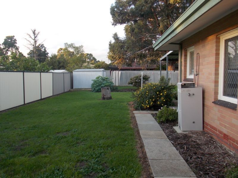 19 Grealis Street, Armadale WA 6112