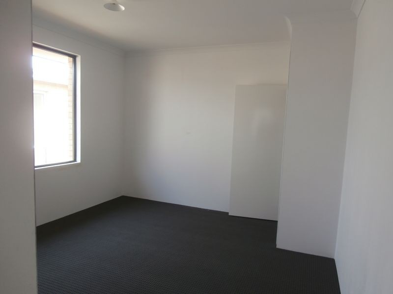 12 Classroom Loop, Coolbellup WA 6163