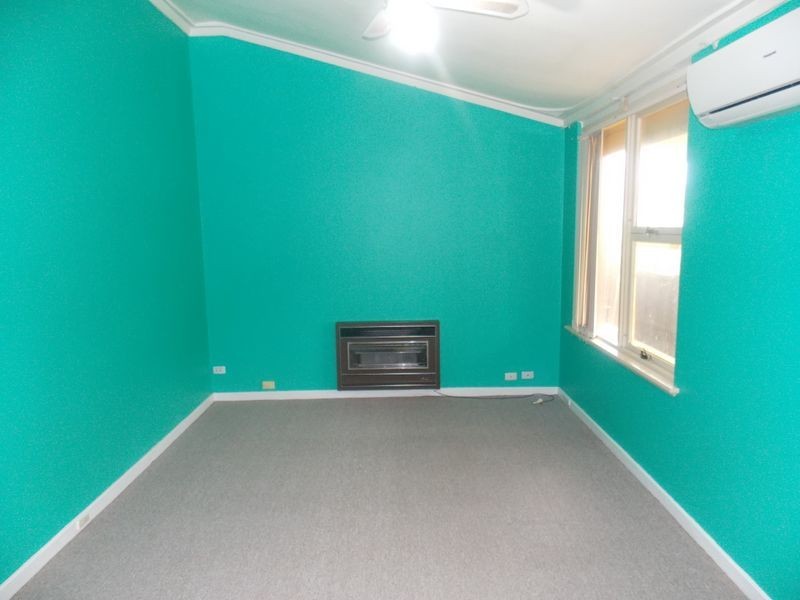 65 Amanda Drive, Camillo WA 6111