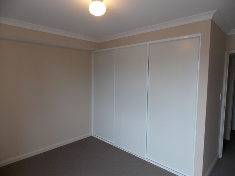 13/12 Davis Road, Kelmscott WA 6111