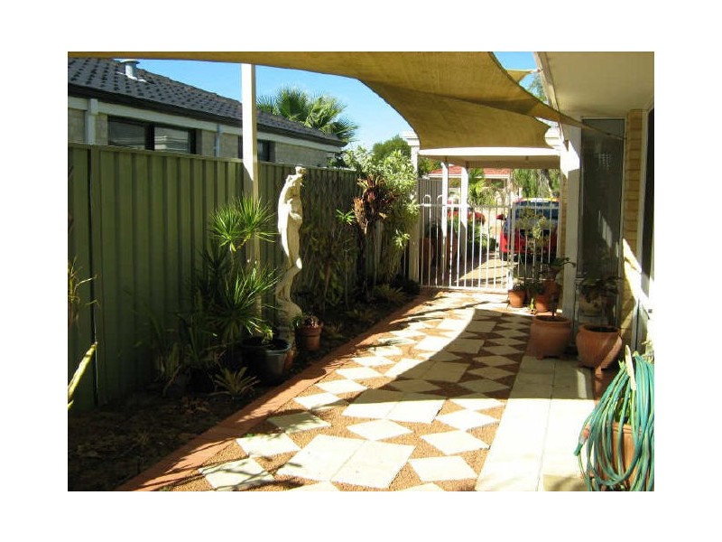 31 Lombe Gardens, Atwell WA 6164