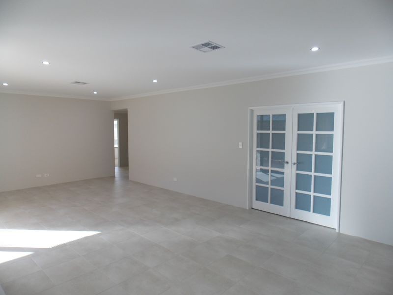 34 Holbeck Way, Baldivis WA 6171