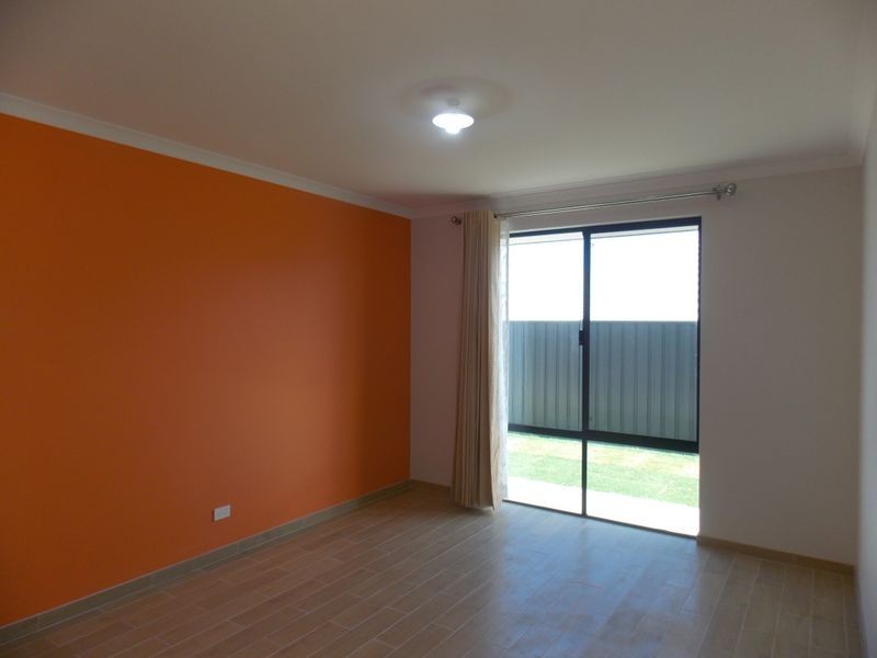 20 Gladalan Way, Piara Waters WA 6112