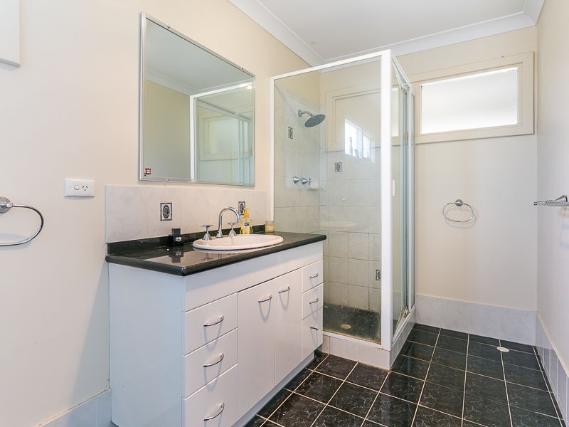 157 Third Avenue, Kelmscott WA 6111