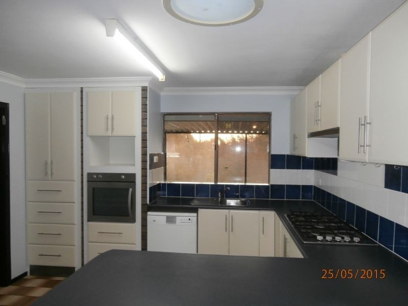 7 Napean Street, Armadale WA 6112