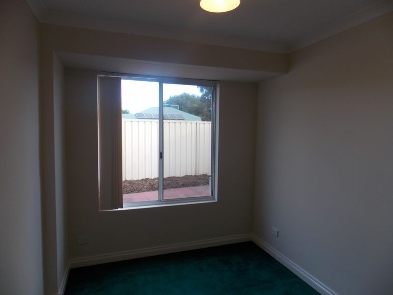 2 Marie Court, Atwell WA 6164