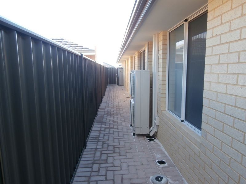 19 Appleton Road, Piara Waters WA 6112