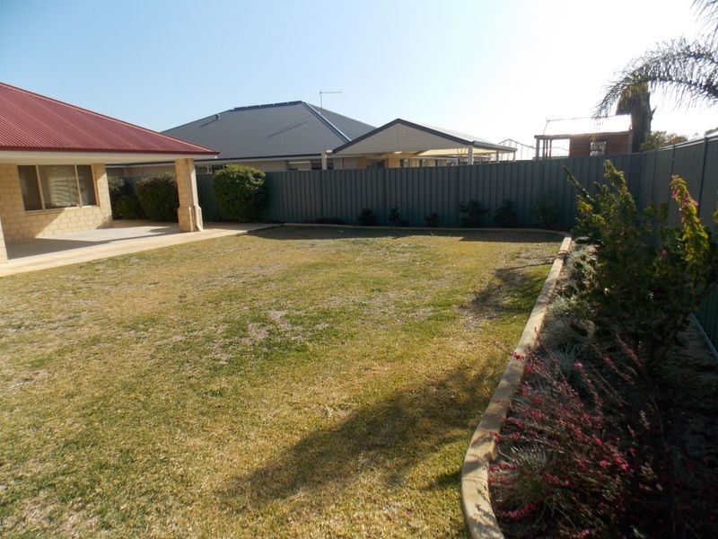 27 Kanji Loop, Atwell WA 6164