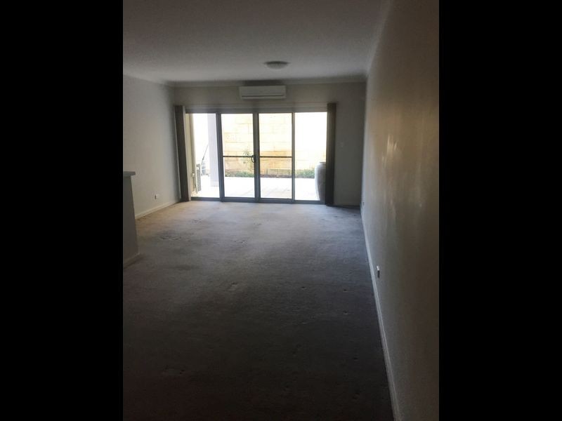 1/1 Ibera Way Sucess, Success WA 6164