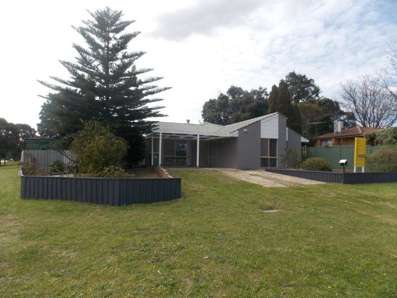 9 Harber Drive, Armadale WA 6112