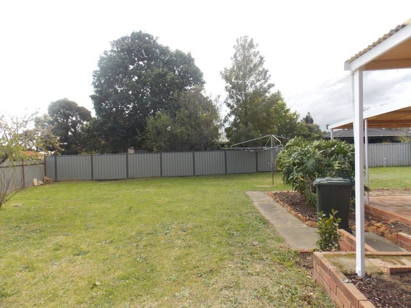 9 Harber Drive, Armadale WA 6112