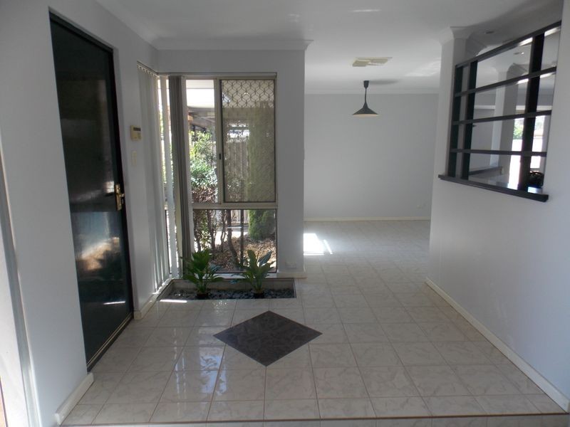 31 Greengage Court, Armadale WA 6112