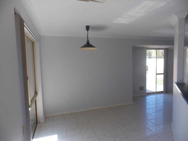 31 Greengage Court, Armadale WA 6112