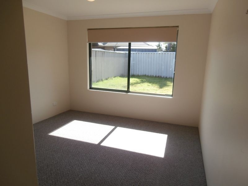 13 Turnbury Park Drive, Jandakot WA 6164