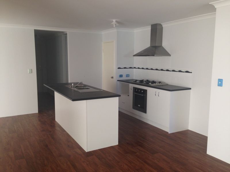 18 Winchester Road, Armadale WA 6112